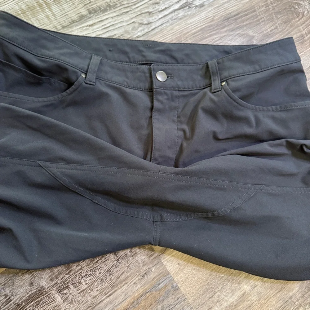 Lululemon ABC Pant Mens 36 Grey Obsidian Slim‎ Straight 5-Pocket Technical Pants